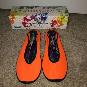 New In Box Arcopedico Lolita